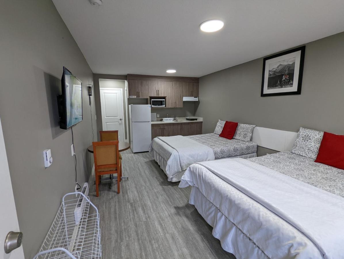 مدسين هات Riverside Motel المظهر الخارجي الصورة