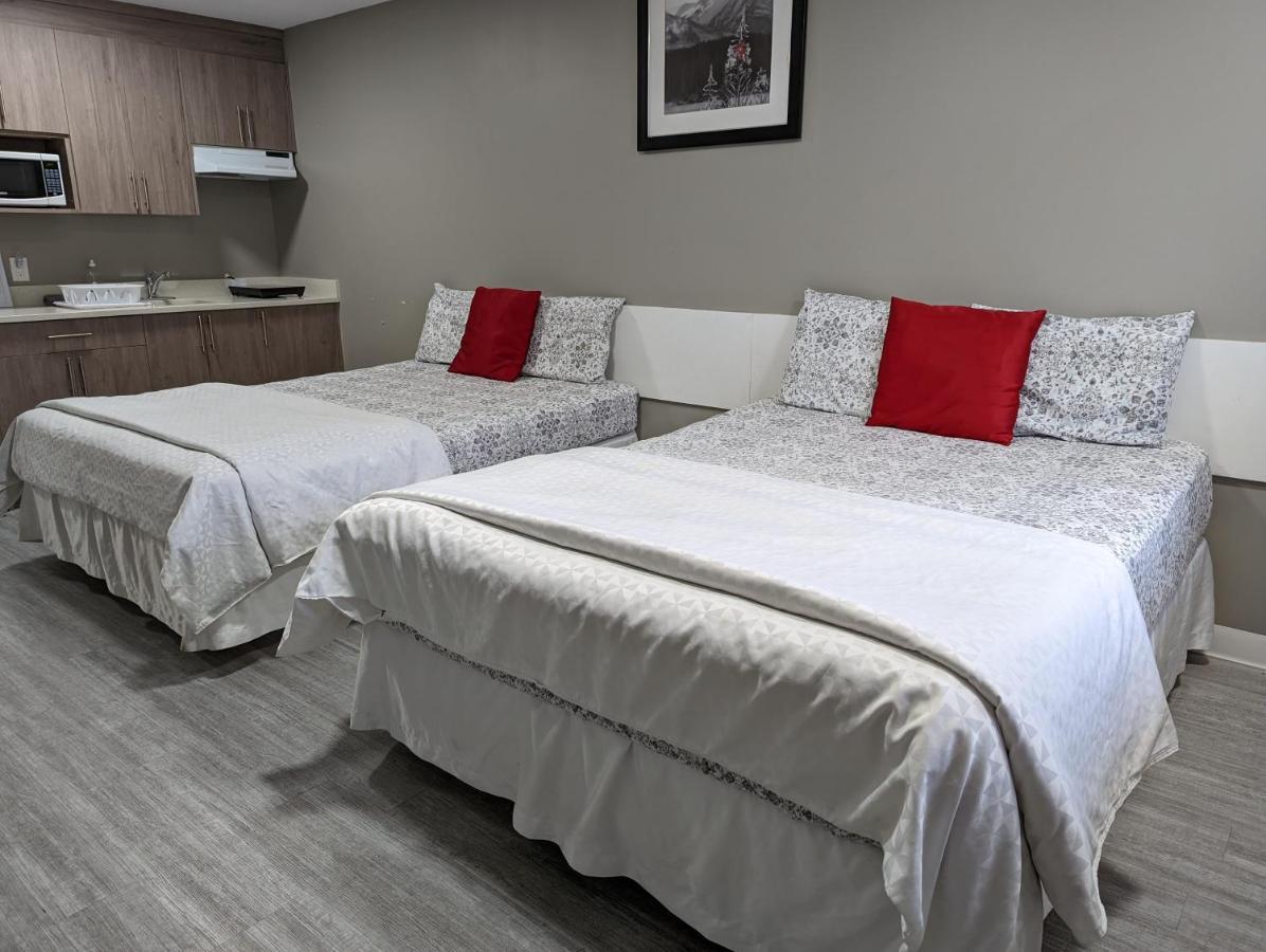 مدسين هات Riverside Motel المظهر الخارجي الصورة