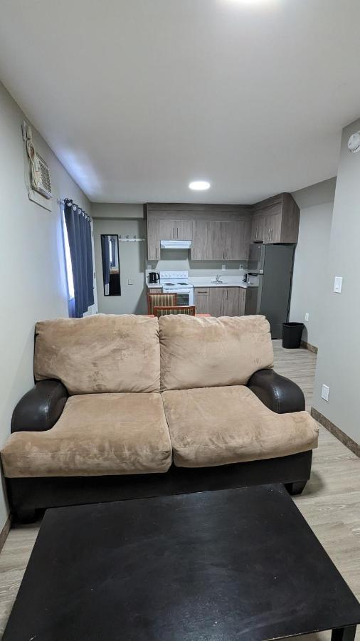 مدسين هات Riverside Motel المظهر الخارجي الصورة