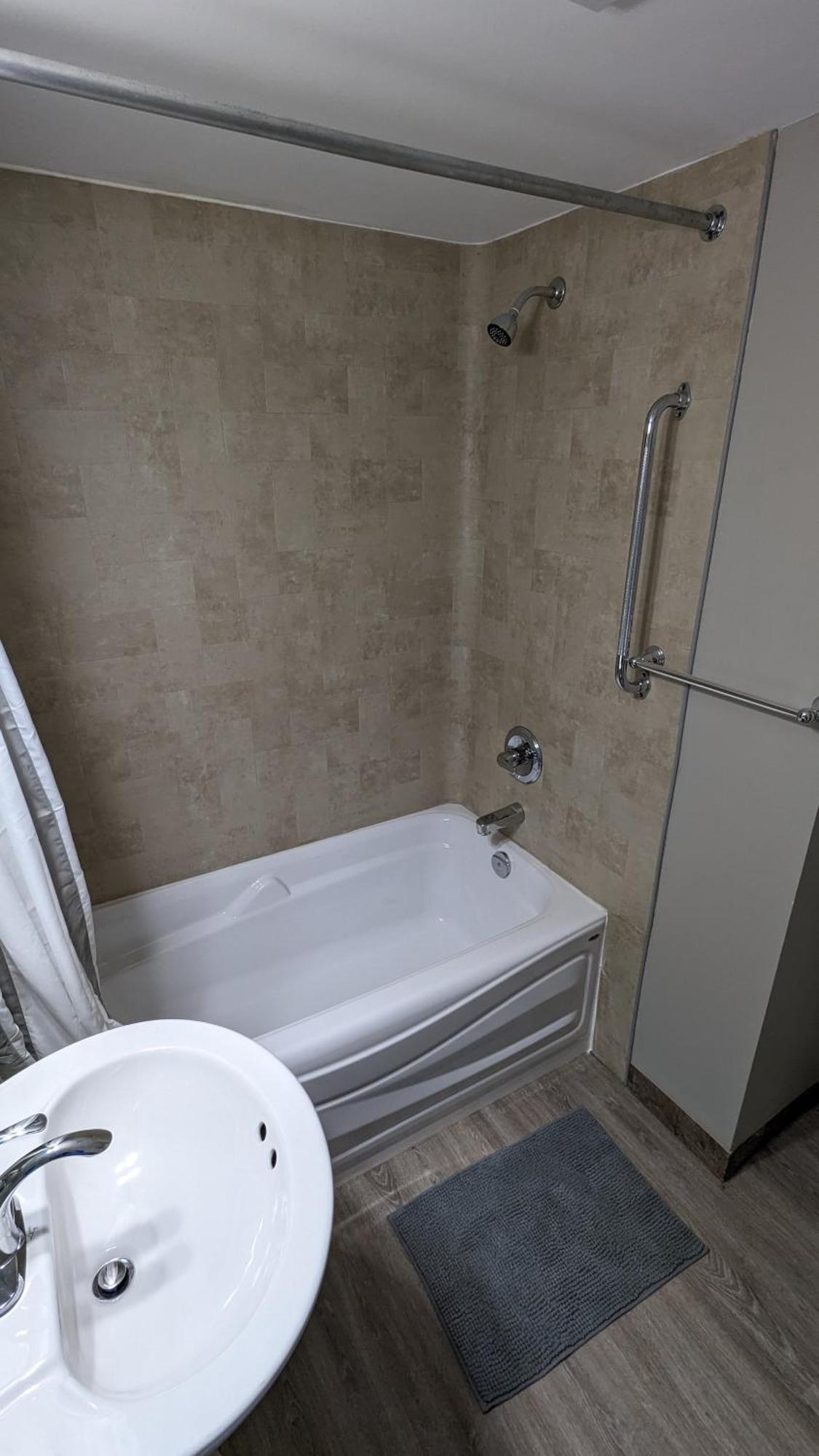 مدسين هات Riverside Motel الغرفة الصورة